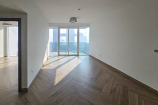 NEXT TO METRO | READY TO MOVE IN | HIGH FLOOR, picture 4