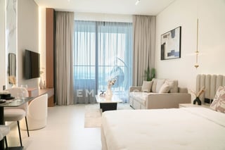 Large Studio | Luxury Furnished | High floor, picture 3