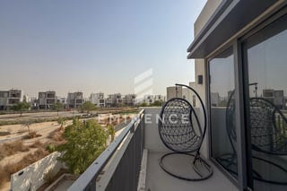 4BR | Vacant on Transfer | Golf Course View, picture 3