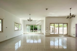 VACANT | STANDALONE 4BR plus Maids  | HUGE PLOT, picture 3