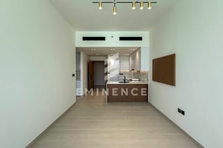BRAND NEW | POOL VIEW | PRIME LOCATION | RENTED, picture 3