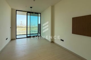 BRAND NEW | MARINA VIEW | VACANT, picture 4