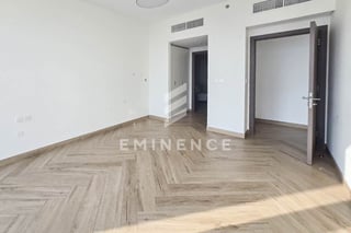 NEXT TO METRO | READY TO MOVE IN | HIGH FLOOR, picture 4
