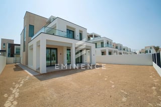 Exclusive | Single Row | On the Park | Roof Access, picture 3