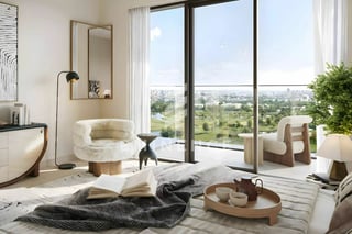 CREEK VIEWS | PRIME LOCATION | HIGH FLOOR, picture 3