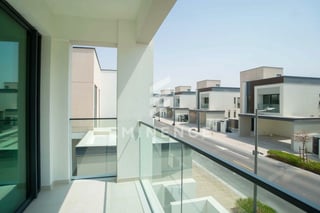 Exclusive | Single Row | On the Park | Roof Access, picture 4