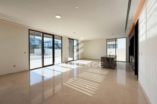 Elie Saab l Brand new | Large Plot | vacant, picture 4