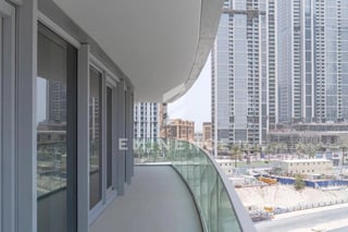 Burj and Fountain Views | Chiller Free | Bright, picture 3