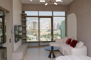 VACANT | FURNISHED | BRAND NEW, picture 3