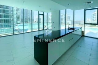 2BR | Vacant | Large layout | Motivated Landlord, picture 3