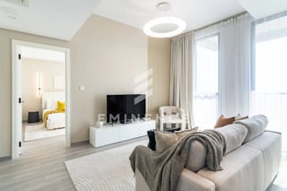 Fully Furnished | Great ROI | Sunset View, picture 3