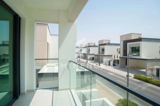 Exclusive | Single Row | On the Park | Roof Access, picture 4