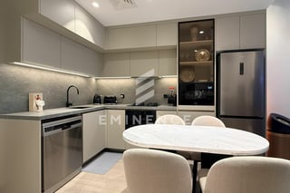Brand New | Furnished | Upgraded | Pool View, picture 4