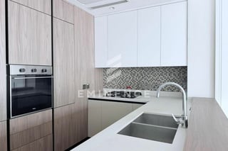 High Floor | Sea view | Vacant, picture 4