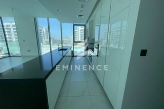 Corner Unit I Lagoons View I Dubai Skyline View, picture 3