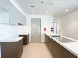 2 Bedroom | Low Floor | Vacant, picture 4