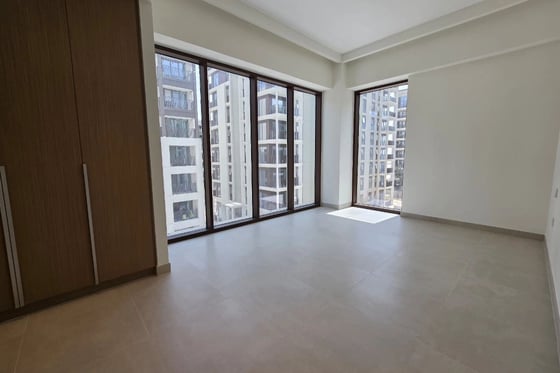 3BR | VACANT | POOL VIEW | PRIME LOCATION, picture 8