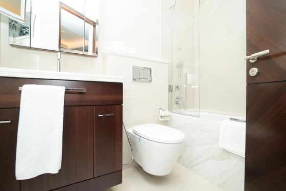 Luxury 3BR plus Maids | High Floor | City View, picture 34