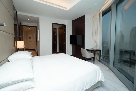 Luxury 3BR plus Maids | High Floor | City View, picture 24