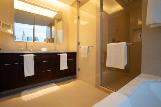 Luxury 3BR plus Maids | High Floor | City View, picture 30