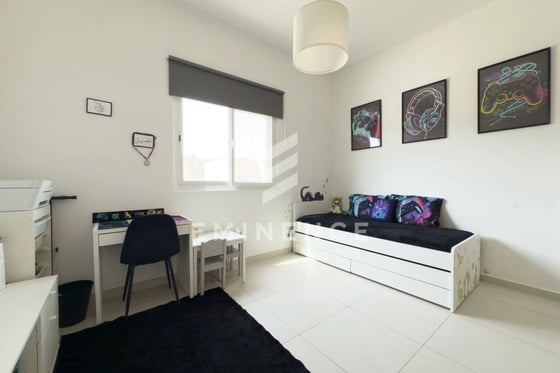 Exclusive | Multiple Options | Furnished | Vacant, picture 9
