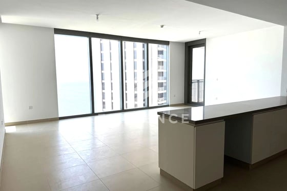 SEA, SUNSET, DUBAI EYE VIEW | VACANT | LIKE NEW, picture 9