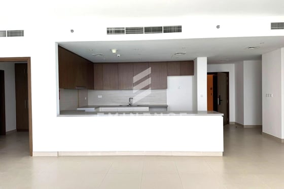 SEA, SUNSET, DUBAI EYE VIEW | VACANT | LIKE NEW, picture 13