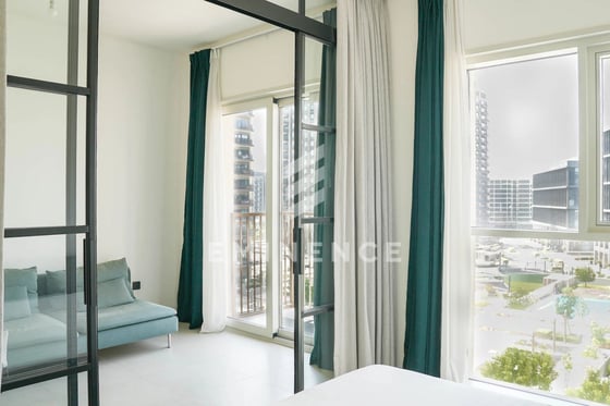 Fully Furnished | Chiller Free | Pool View, picture 5