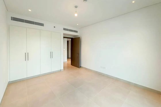 BRAND NEW | BIG LAYOUT | PRIME LOCATION, picture 14