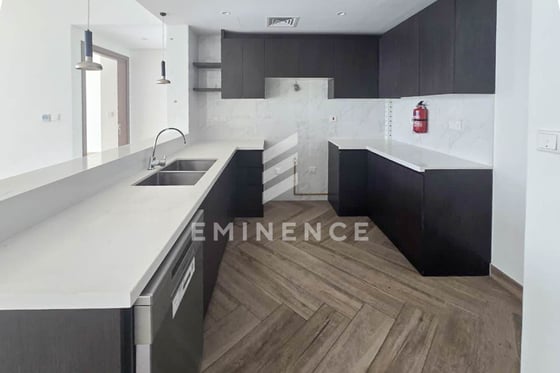 NEXT TO METRO | READY TO MOVE IN | HIGH FLOOR, picture 13