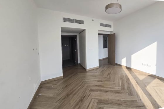 NEXT TO METRO | READY TO MOVE IN | HIGH FLOOR, picture 12