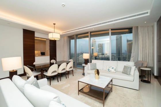 Luxury 3BR plus Maids | High Floor | City View, picture 6