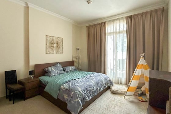 VACANT | BEST DEAL | SPACIOUS LAYOUT, picture 8
