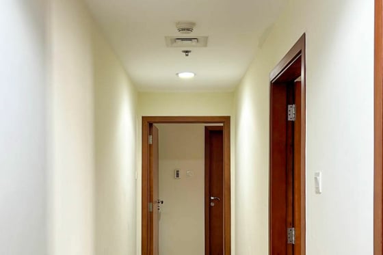 VACANT | BEST DEAL | SPACIOUS LAYOUT, picture 14
