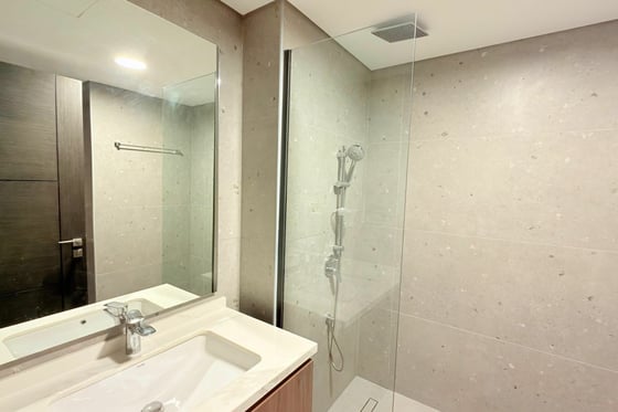 VACANT | BRAND NEW | FURNISHED | PRIME LOCATION, picture 24