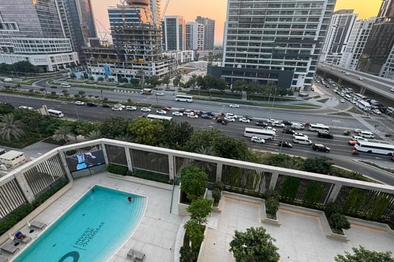VACANT | BRAND NEW | FURNISHED | PRIME LOCATION, picture 2