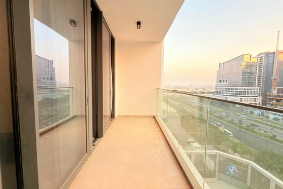 VACANT | BRAND NEW | FURNISHED | PRIME LOCATION, picture 6