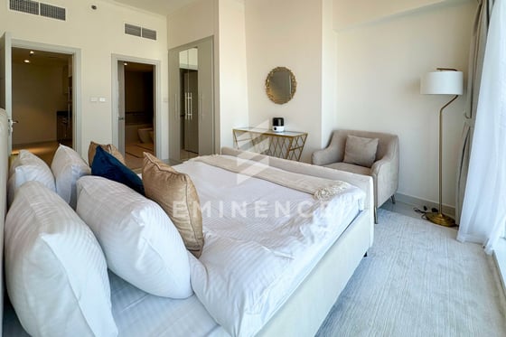 Vacant | Sea View | Chiller Free | Furnished, picture 49