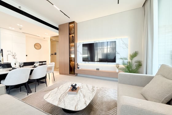 High Floor | Full Burj Khalifa | Luxury Furnished, picture 6