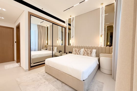 High Floor | Full Burj Khalifa | Luxury Furnished, picture 10