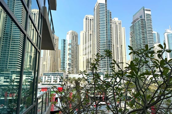 Prime Location | Vacant | Partial Marina View, picture 23