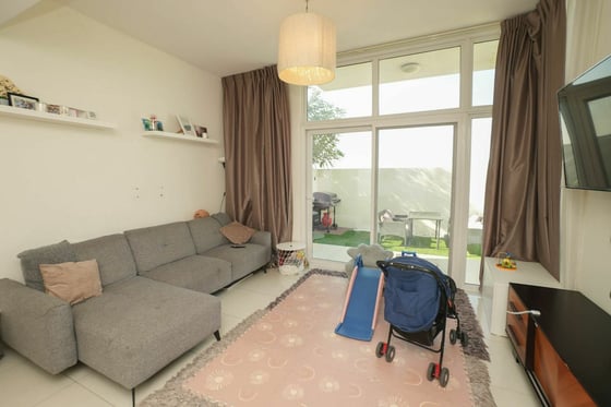 Corner Plot | 3 Beds + Maids | Rented, picture 12