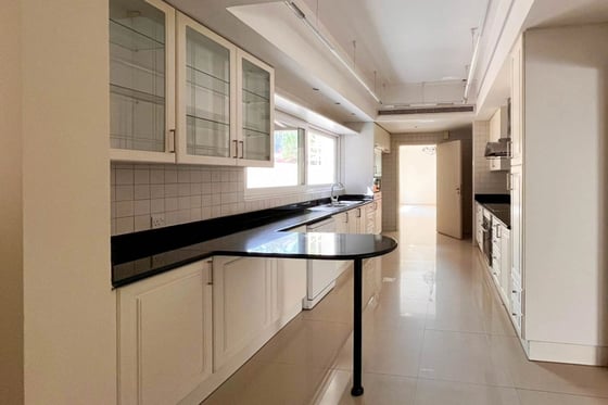 VACANT | SPACIOUS | PRIME LOCATION, picture 14