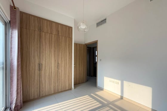 VACANT | MOTIVATED SELLER | MULTIPLE OPTIONS, picture 12