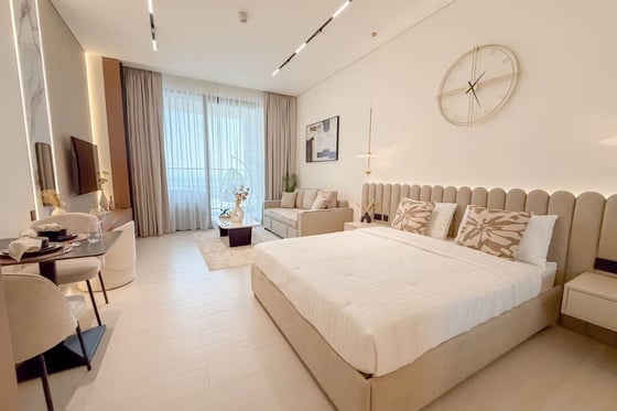 Large Studio | Luxury Furnished | High floor, picture 6