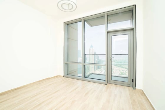 High Floor | Vacant | Canal View, picture 4