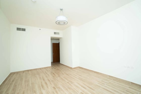High Floor | Vacant | Canal View, picture 24