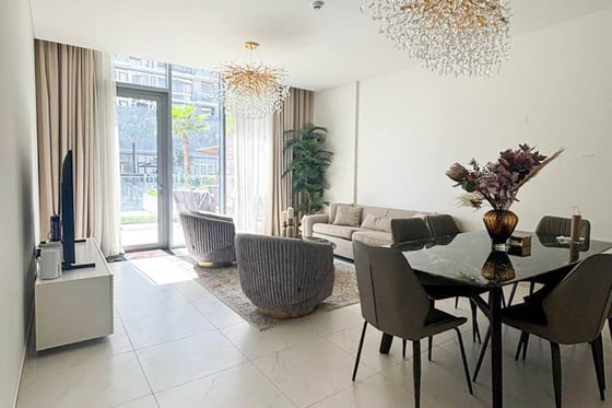 Big Balcony |  Lagoon View | Fully Furnished, picture 12