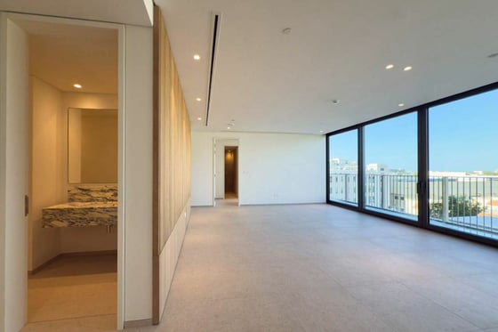 Ready to Move | Brand New | Full Skyline View, picture 12