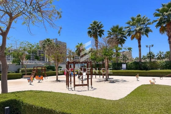 Prime Investment Plot for Sale in Sama Al Jaddaf, picture 15